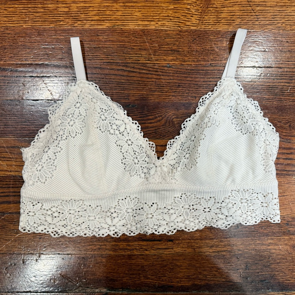 Aerie White Lace Bralette with Scalloped Trim
